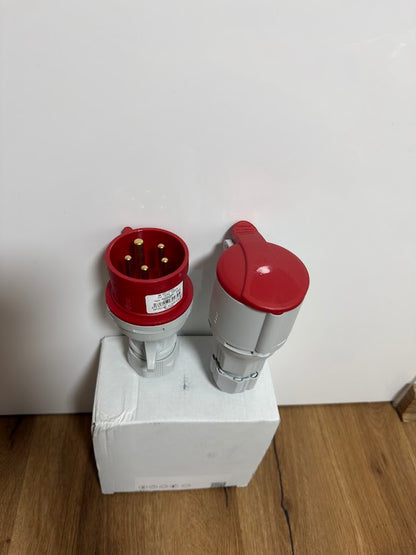 Třífázová průmyslová zásuvka + zástrčka – CEE 5PIN (400V)