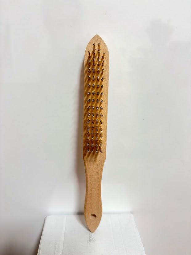 Mosazný drátěný kartáč – dřevěná rukojeť