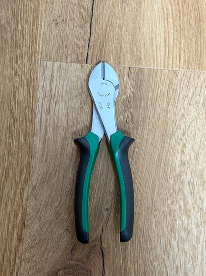 Gola Štípací kleště